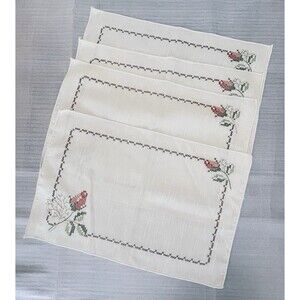 Cross-Stitch Doilies Placemats Set of 4 Floral Rose Buds Pale Yellow 19"x12" New
